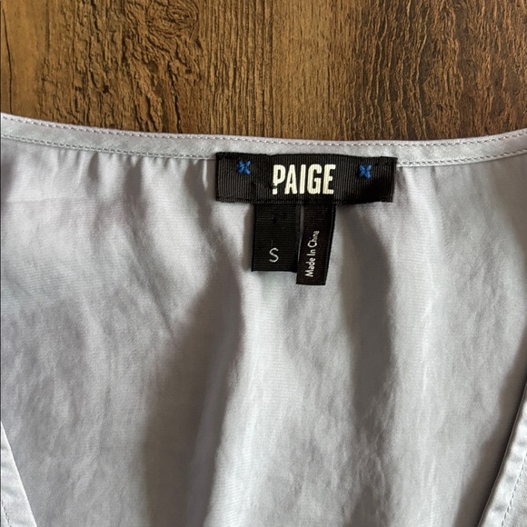 Paige short sleeve button top S - Picture 2 of 5